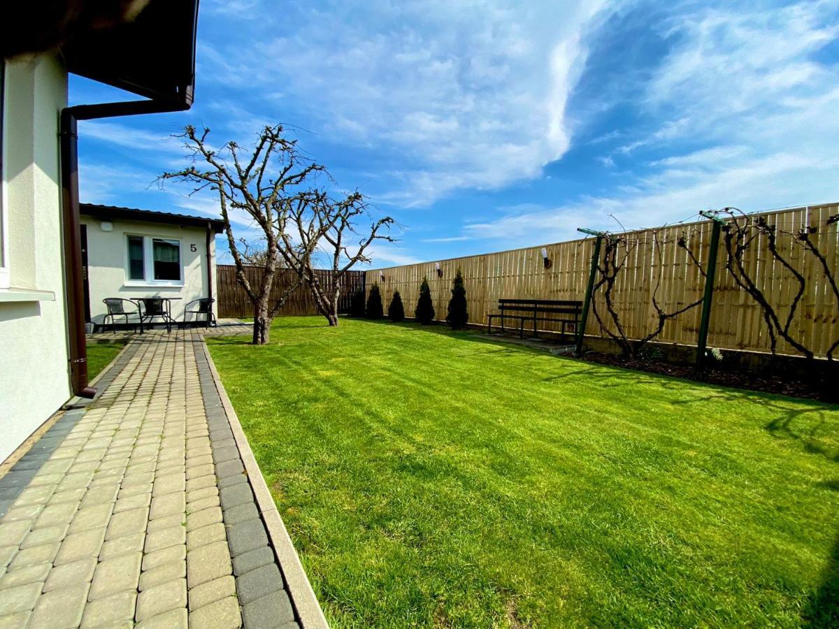 Zielone Zacisze Villa Uniejow Exterior foto